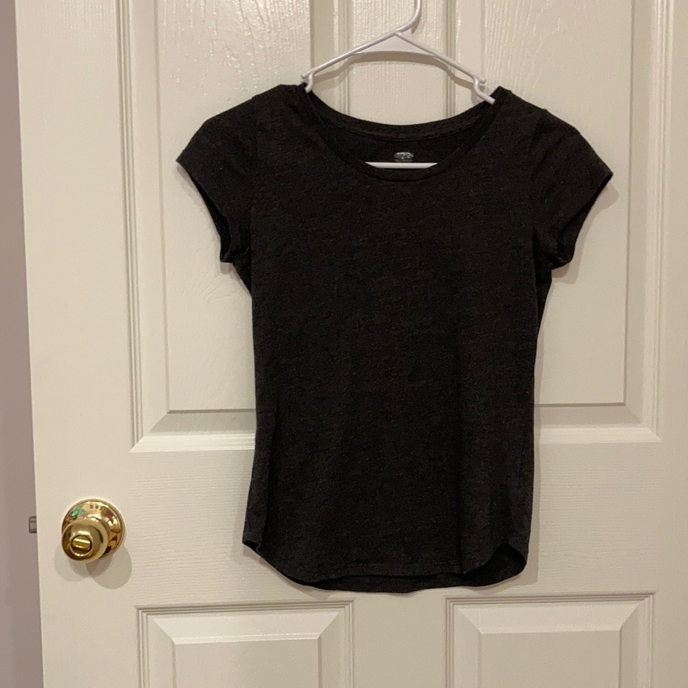 Girl’s solid black shirt